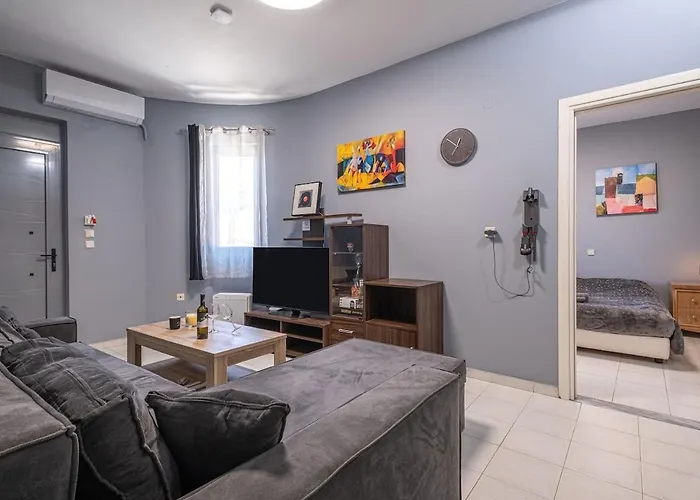 Kounaki Wines Square Daire