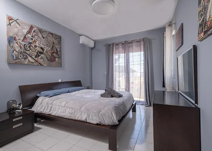 Kounaki Wines Square * Émbonas