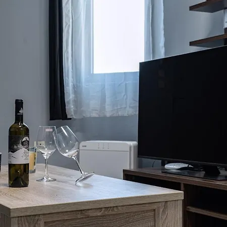 Kounaki Wines Square Апартаменты Embonas